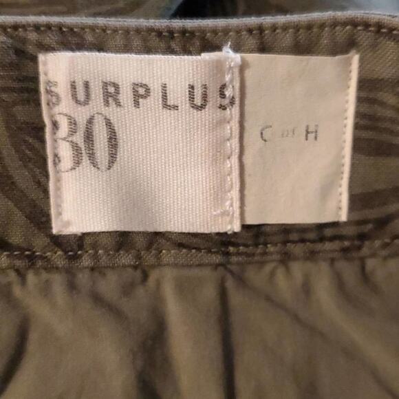 Citizens OF HUMANITY Cassidy Pleat Pocket Short size 30 new!!! - Picture 8 of 10